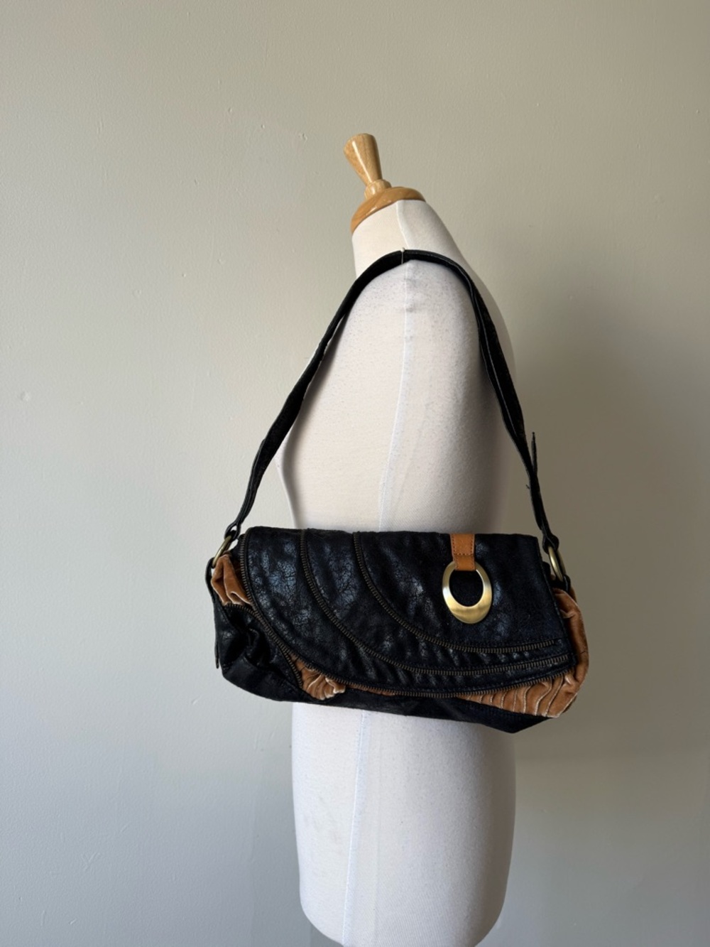 Jazz’d Black & Brown Leather Shoulder Bag Ruched Detail Boho Indie Style